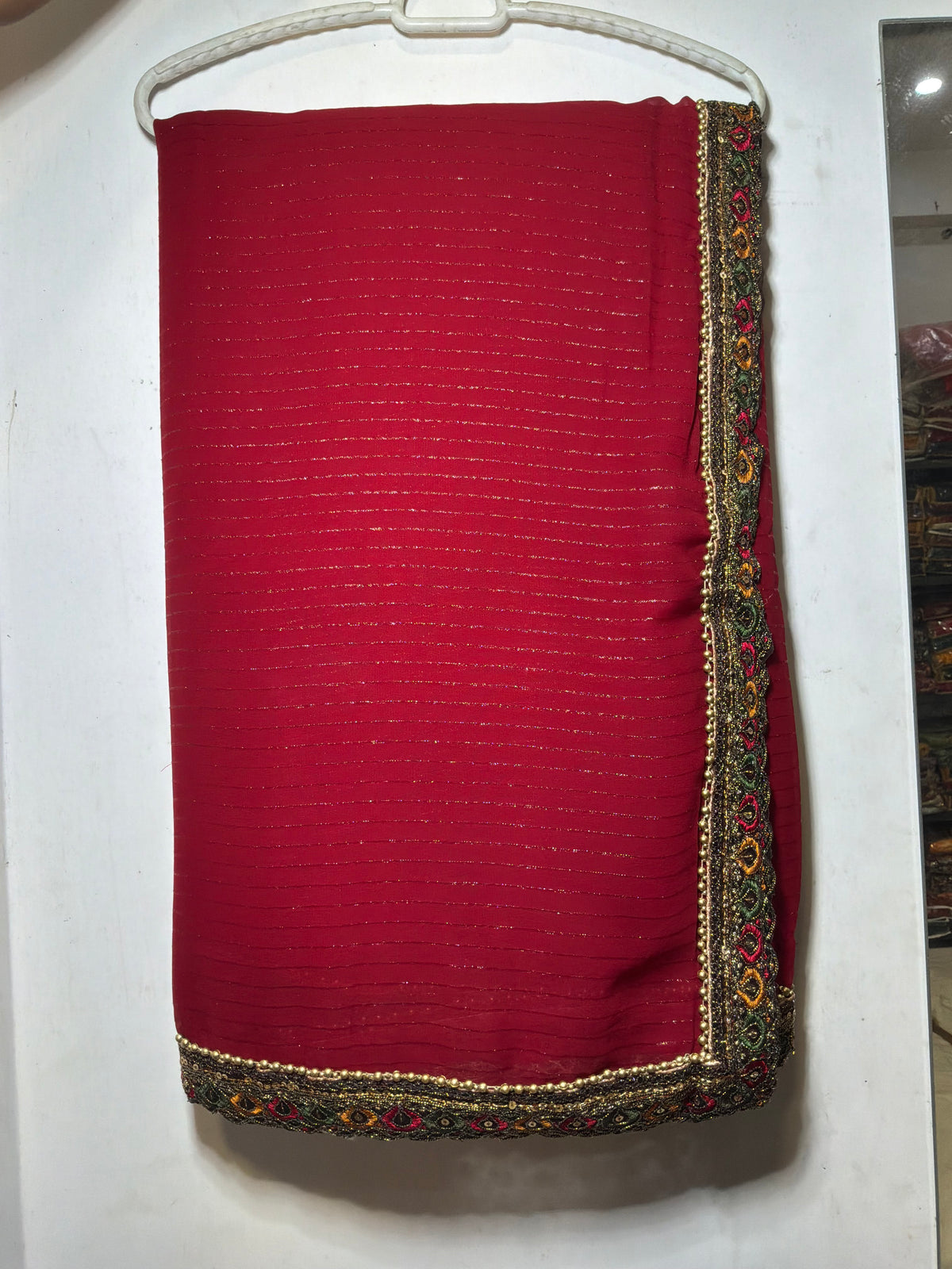 Elegant gleeter saree