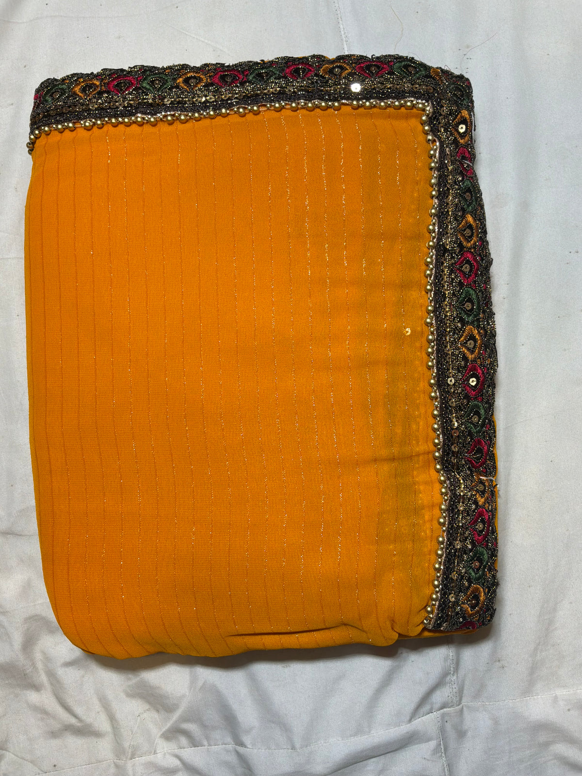 Elegant gleeter saree