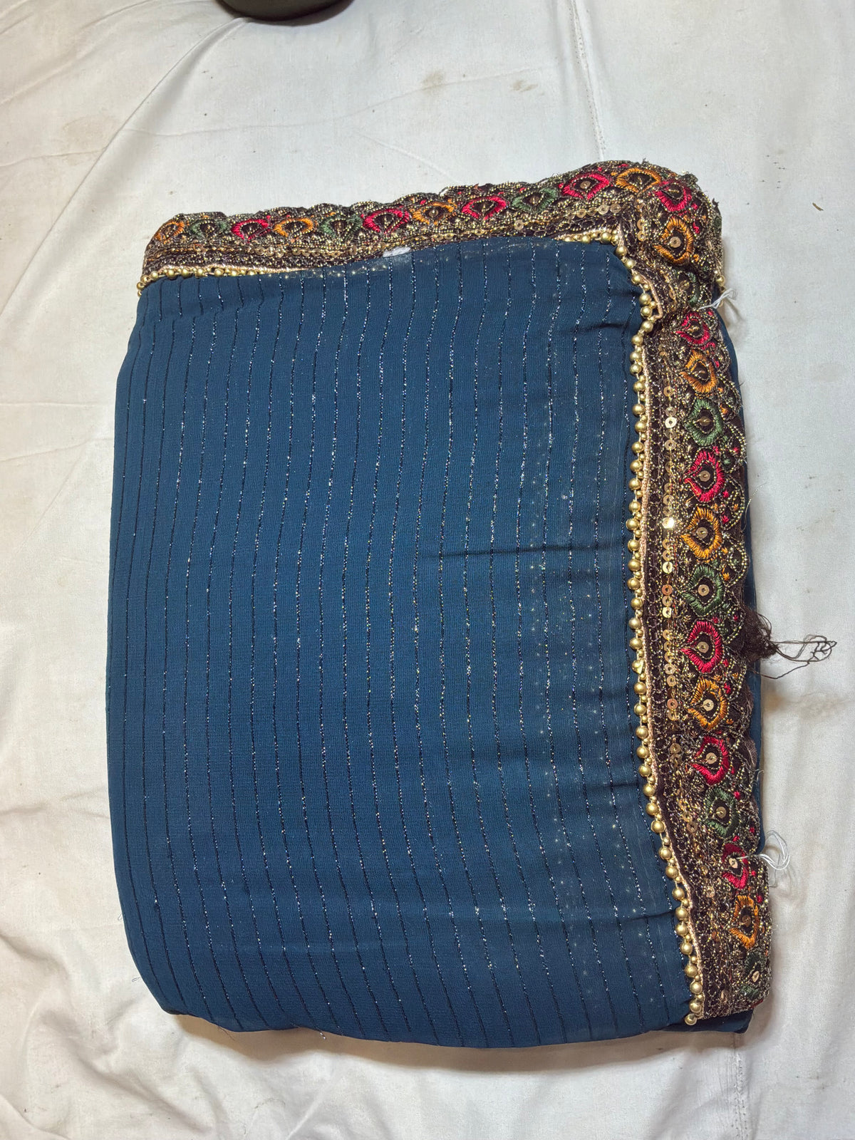 Elegant gleeter saree